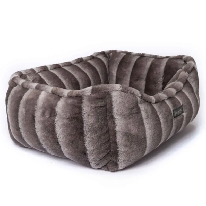Nandog Pet Gear Cloud Chinchilla Super Soft Luxe Reversible Bed