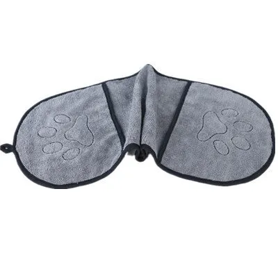 Pat and Pet Emporium | Pet Grooming | Pet Paw Cleaning Brush